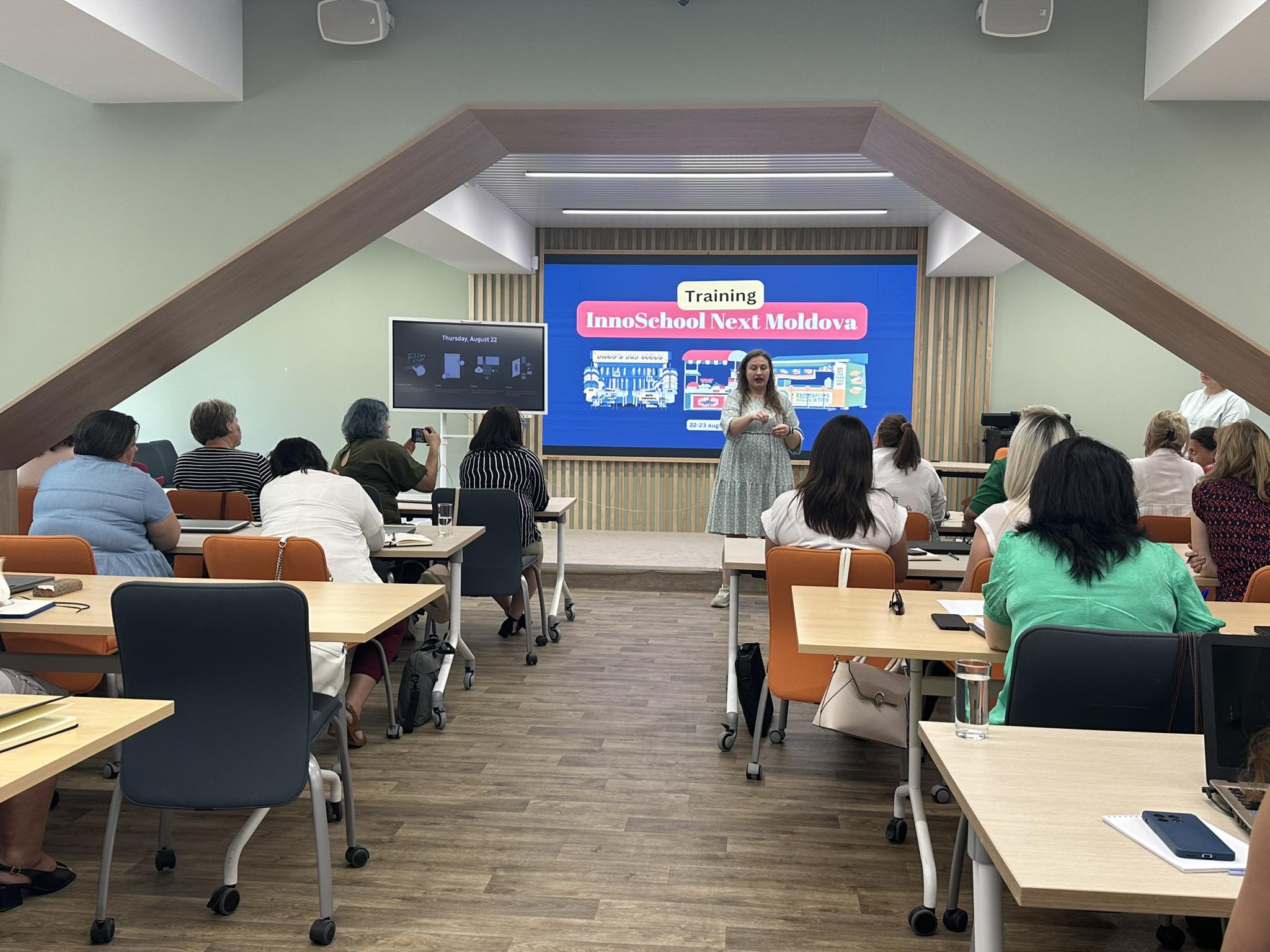 Profesorii din Învățământul Profesional Tehnic din Moldova își dezvoltă competențele în Inovație Socială prin programul InnoSchool Next Moldova - Modulul I de formare